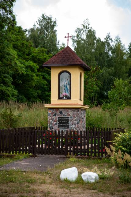 A walk along the trail of municipal chapels and crosses